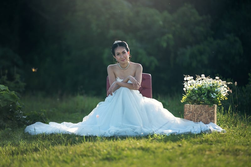Bride in a modern wedding gown